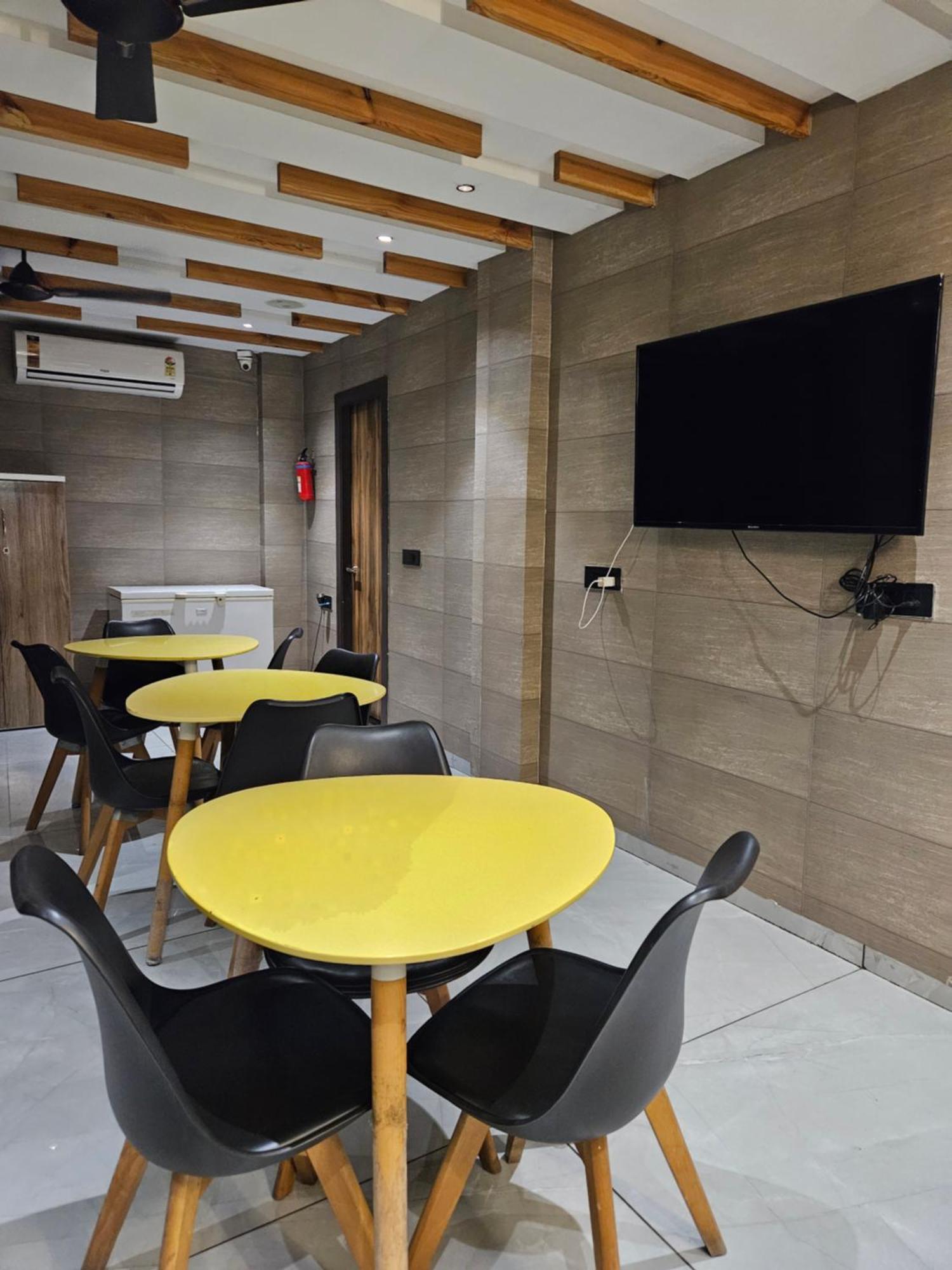 Stayez Studio Apartments Indaur Kültér fotó